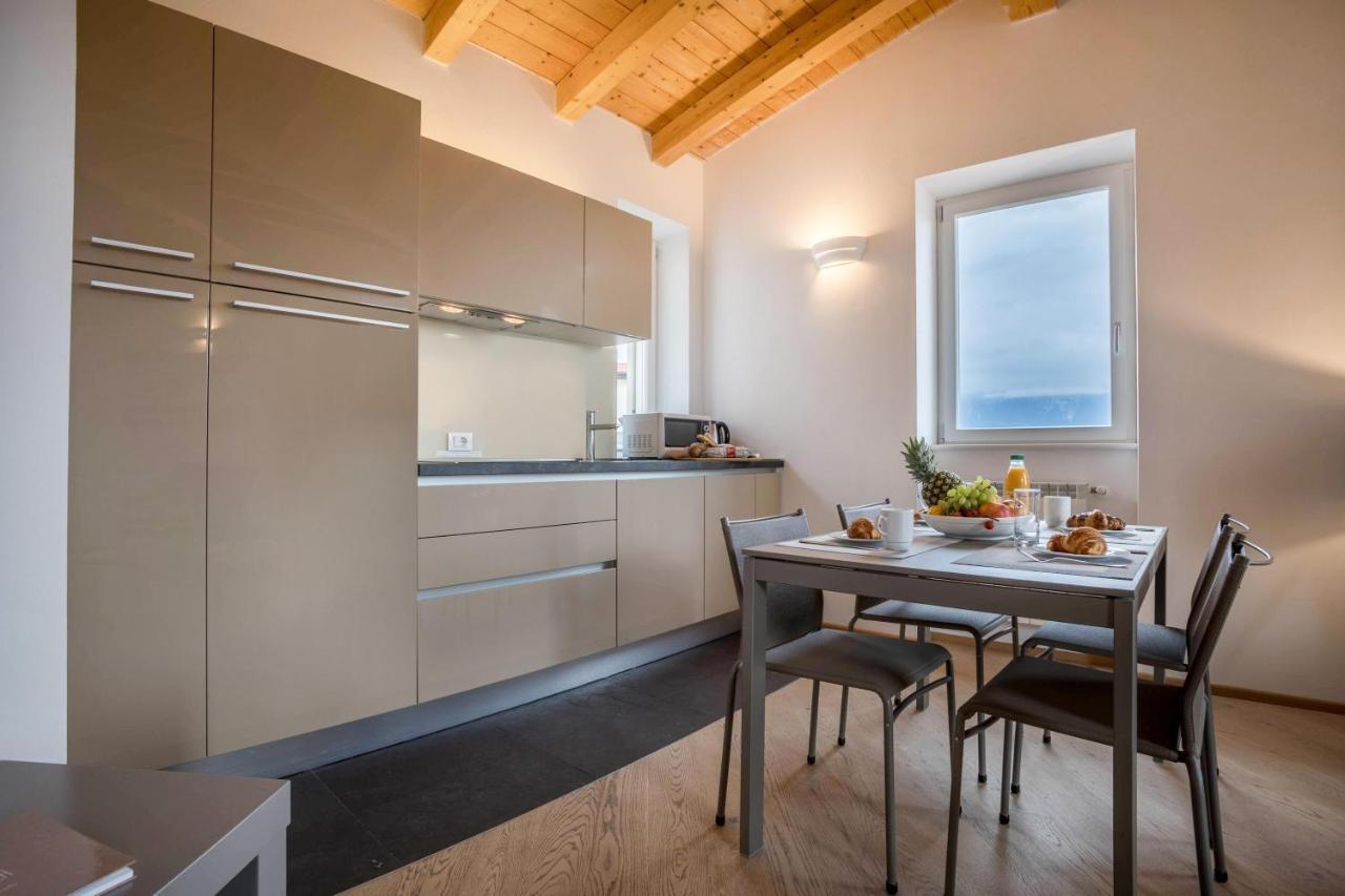 Residence La Villa Cuore Tignale Ngoại thất bức ảnh